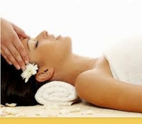 ROYALE  NIGHT with two hours in  Royale Boutique  SPA - Only for 243 Eur